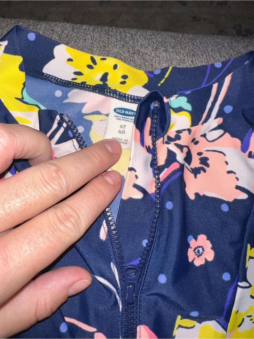 Old Navy girls swim